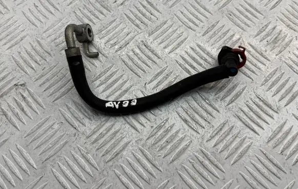 Toyota Avensis T250 Fuel injector supply line/pipe 2390126010