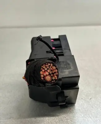 Volkswagen Touareg I Fuse box set 7l0941828b