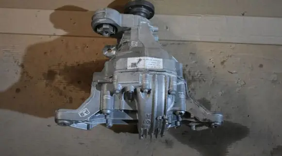 Audi Q7 4M Rear differential 0DG500043J