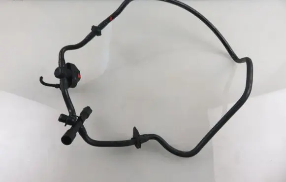 Audi Q7 4L Vacuum line/pipe/hose 7L8611932H