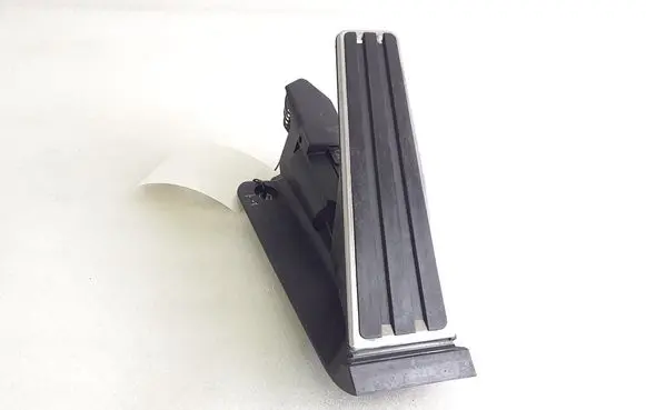 Porsche Panamera (970) Accelerator throttle pedal 74109010 97042302100
