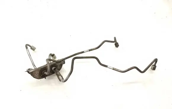 Subaru Outback Fuel injector supply line/pipe 