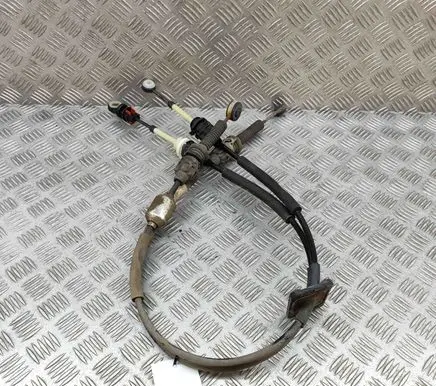 Opel Vivaro Gear shift cable linkage 93453893