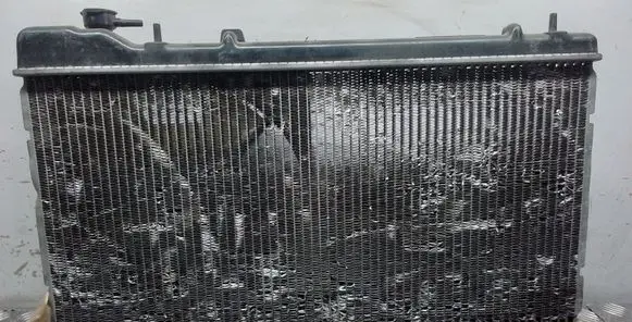 Subaru Forester SF Coolant radiator