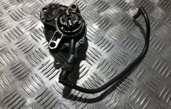 Peugeot 406 Vacuum pump