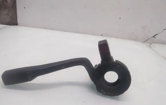 Volkswagen PASSAT B4 Indicator stalk 88S97