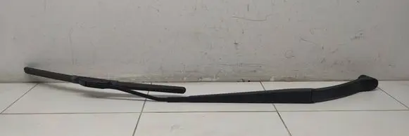Renault Kadjar Front wiper blade arm U8529