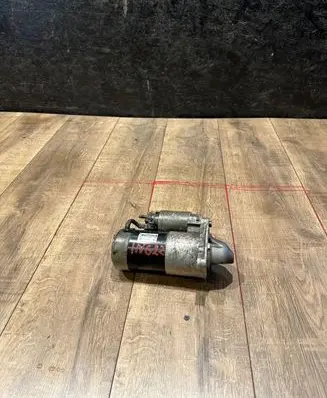 Opel Insignia A Starter motor 55585237