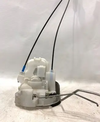 Subaru Outback Front door lock