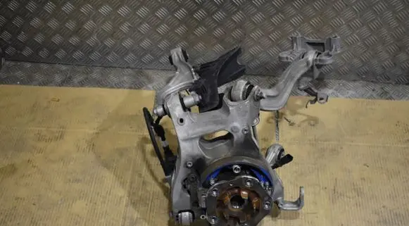 Porsche 992 Rear wheel hub