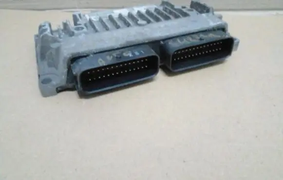 Renault Scenic II - Grand scenic II Gearbox control unit/module 8200677546