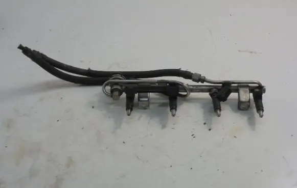 Audi A6 Allroad C5 Fuel injector 06B133551T