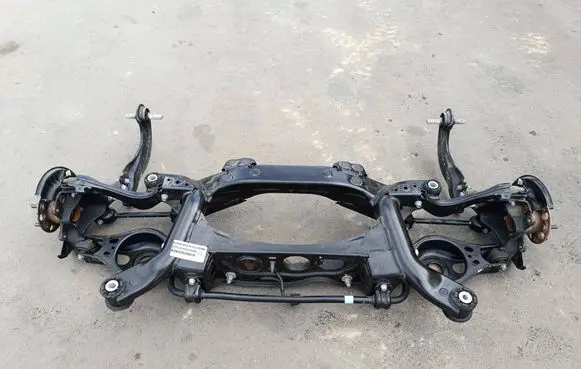Toyota RAV 4 (XA50) Rear axle beam