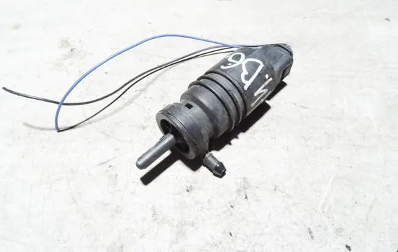 Audi A4 S4 B6 8E 8H Windscreen/windshield washer pump