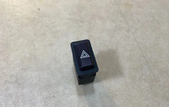 BMW 7 E23 Alarm switch 61311366453