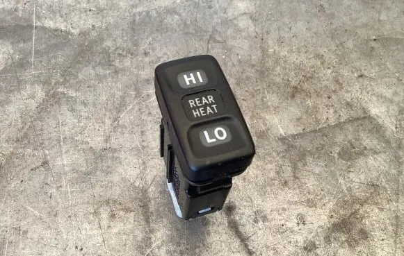 Toyota Avensis Verso Seat heating switch 191333