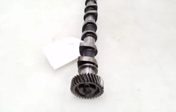 Opel Zafira B Camshaft 