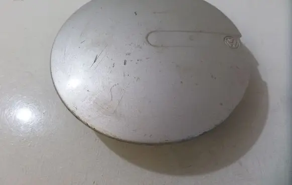 Volkswagen Golf III Original wheel cap 1H0601149 1H0601151
