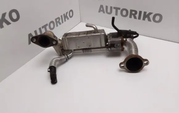 Mazda 3 II EGR valve cooler R2AA20304