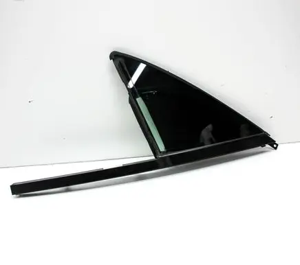Porsche Cayenne (92A) Front triangle window/glass 7P6845113D