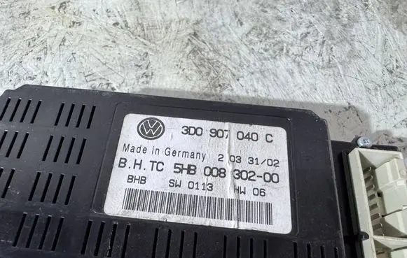Volkswagen Phaeton Other control units/modules 3D0907040C 2033102 5HB00830200