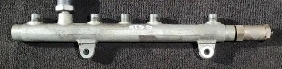 Mitsubishi Space Star Fuel distributor 7700114017 001227 0445214024
