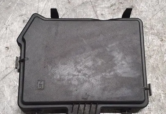 Renault Zoe Fuse box cover 284B86873R