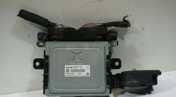 Audi Q3 8U Engine control unit/module ECU 