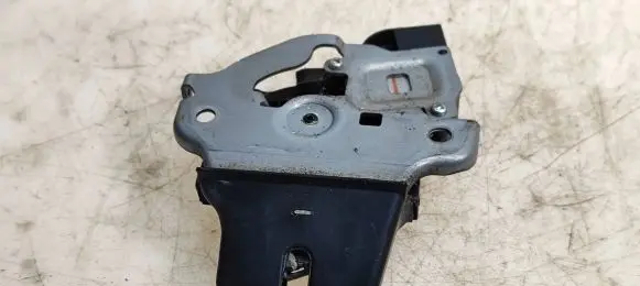 Mitsubishi Lancer VIII Loading door lock 