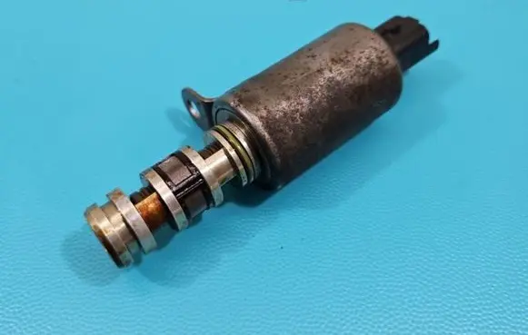 Mini One - Cooper R57 Camshaft position sensor V756665280 IMPRK1436282