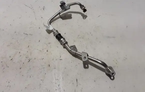 Mercedes-Benz GLA H247 Turbo turbocharger oiling pipe/hose A2822002600