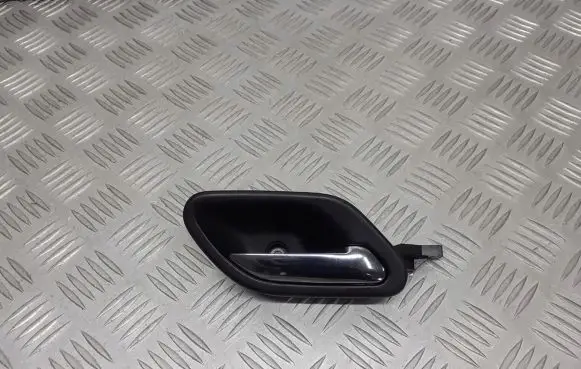 BMW 5 E39 Rear door handle trim 8226050