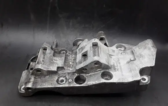 BMW 7 F01 F02 F03 F04 Generator/alternator bracket 1116850686305 174786 GD01665