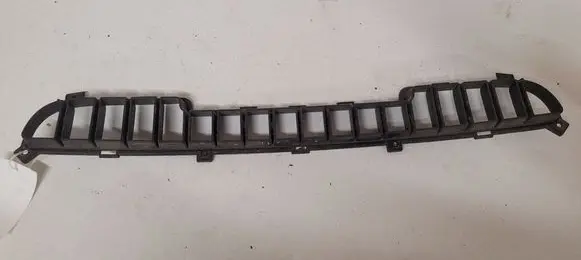KIA Sorento Front bumper lower grill 865613E500