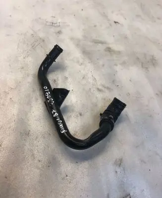 Audi Q7 4L Engine coolant pipe/hose