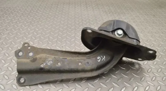 Rear upper control arm/wishbone
