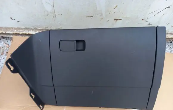 Volkswagen Golf Sportsvan Glove box 517857097M