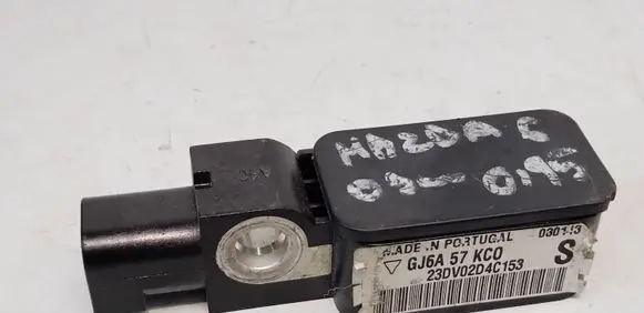 Mazda 6 Airbag deployment crash/impact sensor GJ6A57KC0