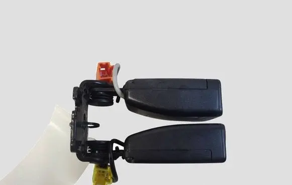 Volvo V40 Rear seatbelt buckle 31377484