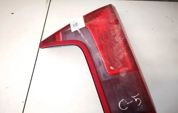 Citroen C5 Tailgate rear/tail lights 89032711