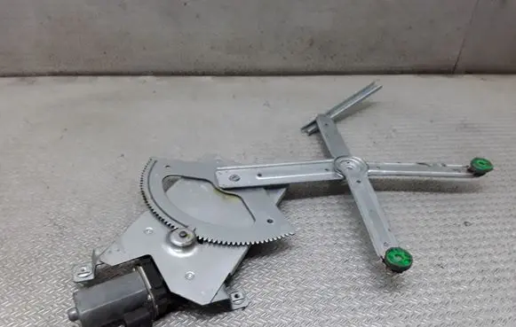 Saab 9-5 Front door window regulator with motor 