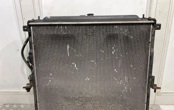 Nissan Navara D40 Radiator set PA66GF30