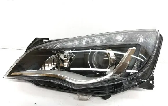 Opel Astra J Rear/tail lights 13398144 Z1T010012-35