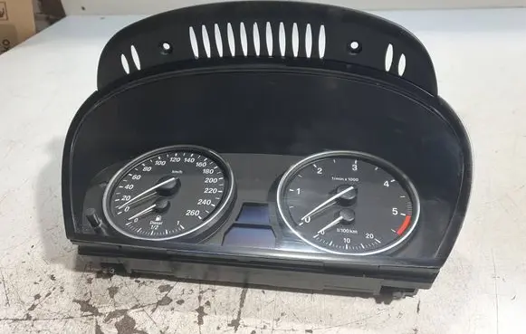 BMW 5 E60 E61 Speedometer (instrument cluster) 110080213 62109177261