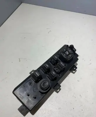Jeep Cherokee Electric window control switch 5HB66DX9AD 7761511 30505L