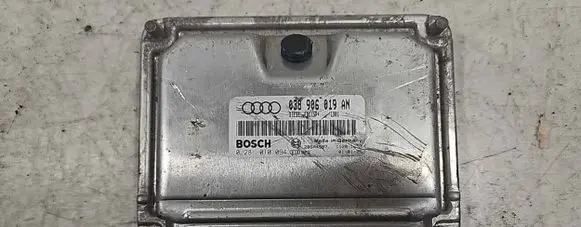 Audi A4 S4 B5 8D Engine control unit/module 038906019AN 28SA4597 0281010094