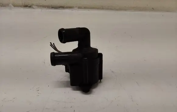 Volkswagen PASSAT B6 Electric auxiliary coolant/water pump 5N0965561
