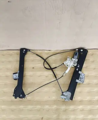 Mercedes-Benz CLK A209 C209 Front door window regulator with motor A2308200942 105256102