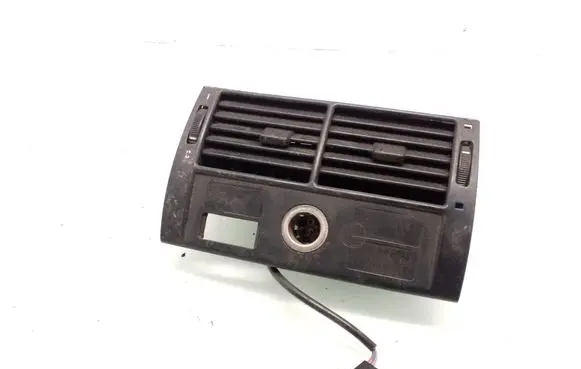 BMW X5 E53 Dash center air vent grill 8370911