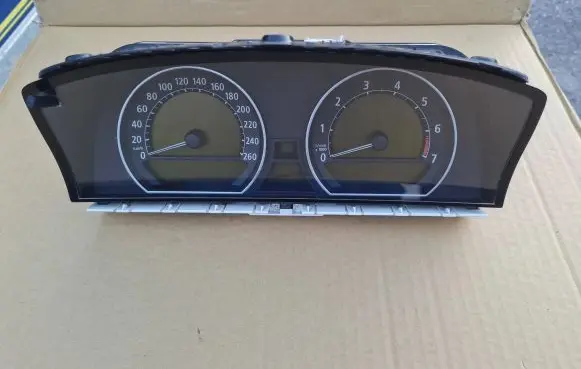 BMW 7 E65 E66 Speedometer (instrument cluster) 62116922945 110080103 6922945